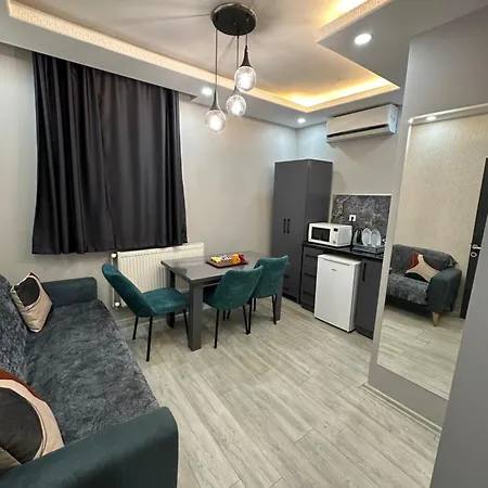 The Square 30 伊斯坦布尔