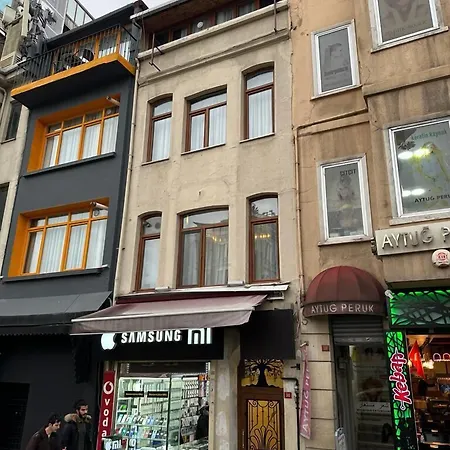 The Square 30 酒店 *