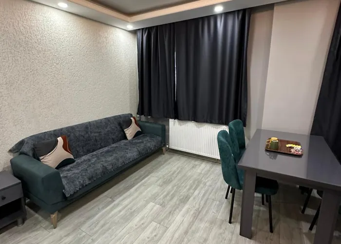 The Square 30 Estambul