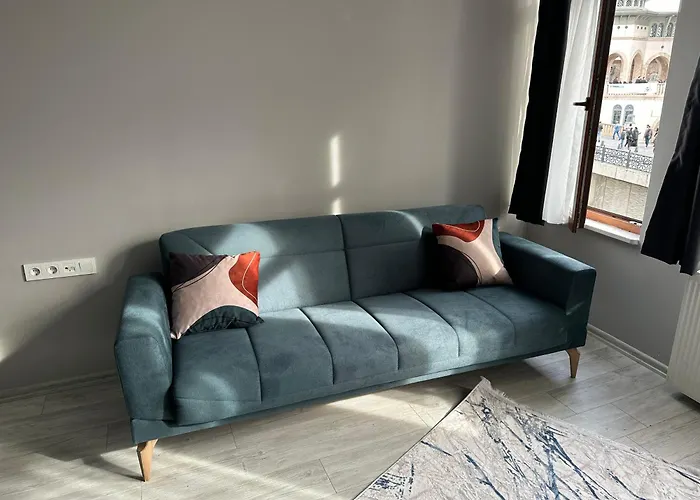 The Square 30 * Estambul